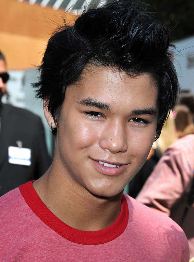 Booboo Stewart Twilight actor and werewolf