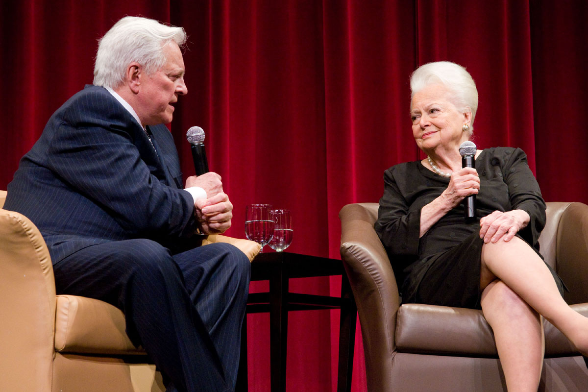 Robert Osborne, Olivia de Havilland