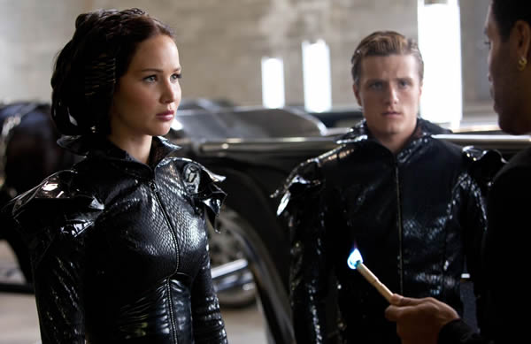 Jennifer Lawrence Josh Hutcherson The Hunger Games Lenny Kravitz