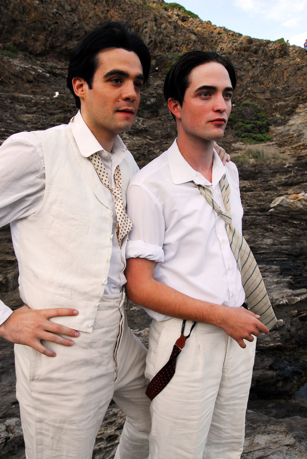 Javier Beltran, Robert Pattinson in Little Ashes